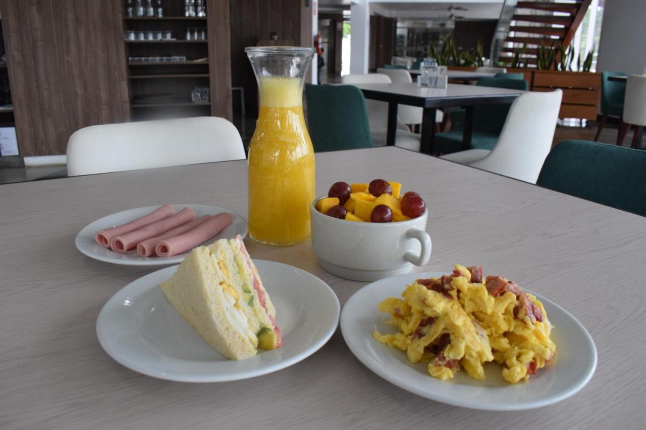 Rbb Brito Hotel Тарапото Екстер'єр фото